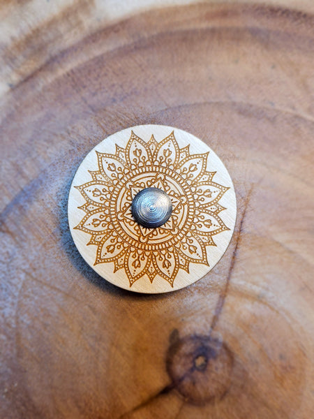 ufo style bread lame for sourdough bread scoring.