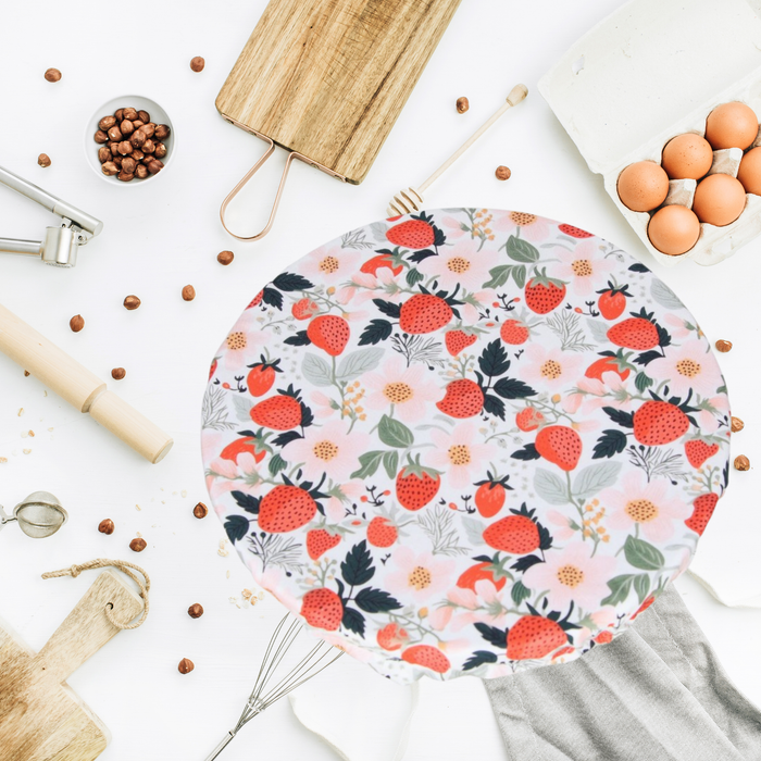 Strawberry fields print reusable sourdough bowl cover with strawberry plants and pink flowers, regular size fits KitchenAid mixer bowls and round brotforms for proofing dough
